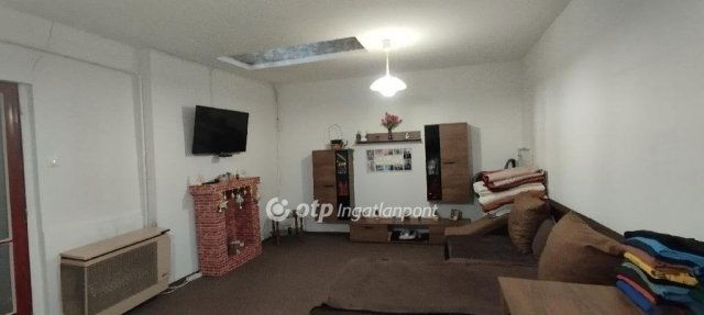 Eladó családi ház, Jászberényben 24.9 M Ft, 2+2 szobás