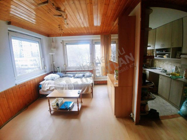 Kiadó panellakás, albérlet, XI. kerületben, Kaptárkő utcában