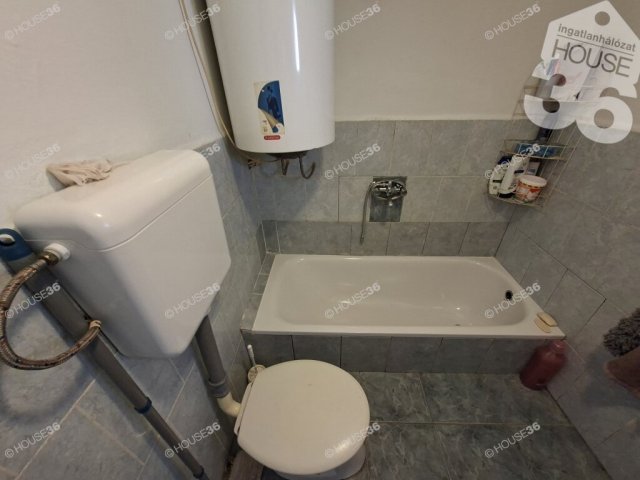 Eladó mezogazdasagi ingatlan, Bugacon 34 M Ft, 3 szobás