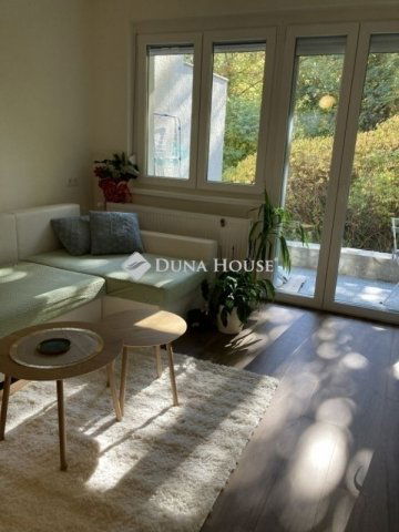 Eladó téglalakás, Budapesten, II. kerületben 135 M Ft