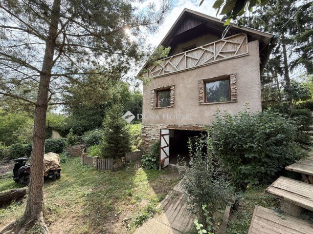 Eladó nyaraló, Biatorbágyon 37.9 M Ft, 3 szobás