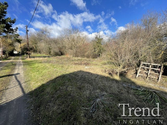 Eladó telek, Rácalmáson 7.9 M Ft, 1 szobás