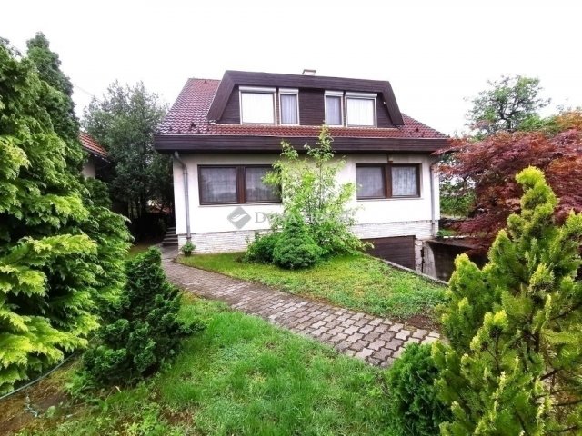 Eladó családi ház, Budapesten, XVIII. kerületben 174.9 M Ft
