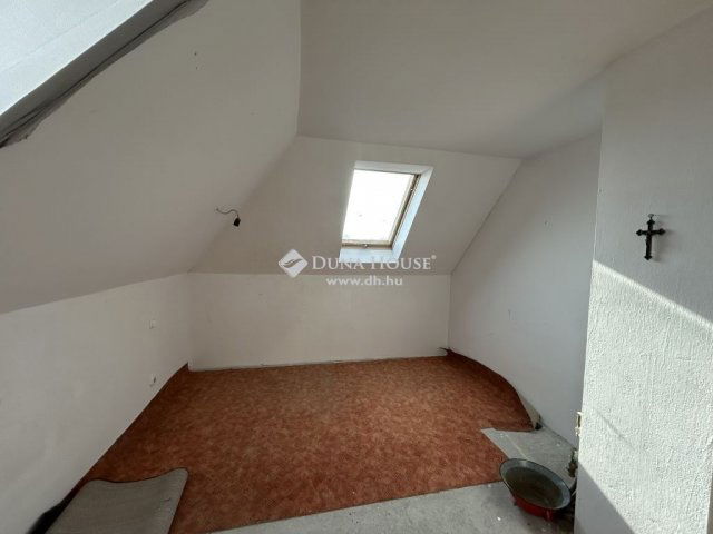 Eladó családi ház, Dabason 72.5 M Ft, 5 szobás