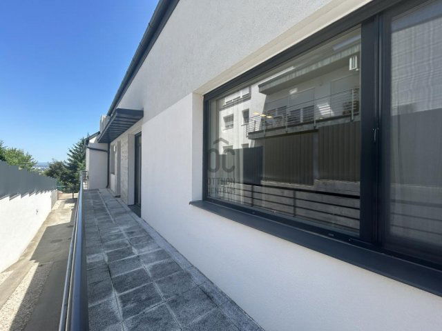 Eladó téglalakás, Budapesten, III. kerületben 225 M Ft, 4 szobás