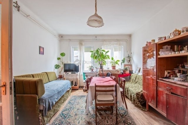 Eladó ikerház, Budapesten, XVI. kerületben 144.9 M Ft, 7 szobás