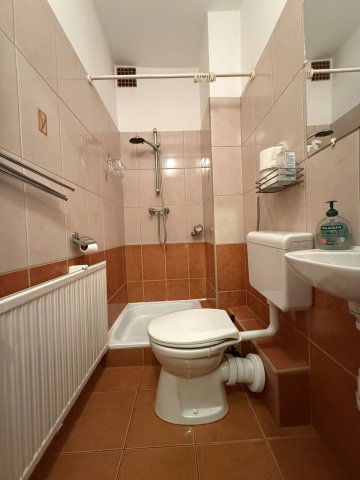 Kiadó téglalakás, albérlet, XI. kerületben, Solt utcában