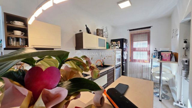 Eladó családi ház, Vasváron, Hunyadi János utcában 95 M Ft