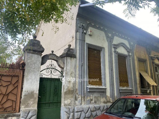 Eladó családi ház, Budapesten, IV. kerületben 29.9 M Ft