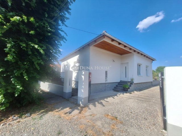 Eladó családi ház, Pellérden 72.9 M Ft, 3 szobás