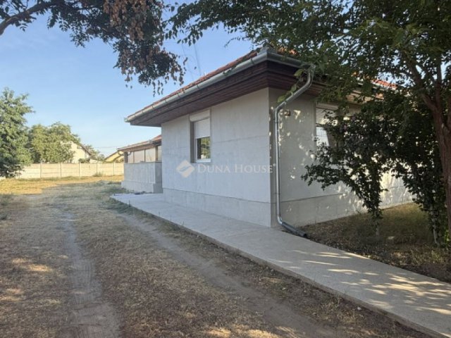 Eladó családi ház, Pilisen 68 M Ft, 3 szobás