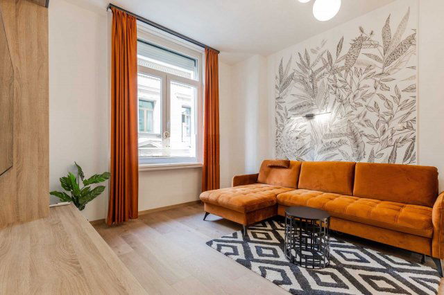 Kiadó téglalakás, albérlet, VI. kerületben, Nagymező utcában