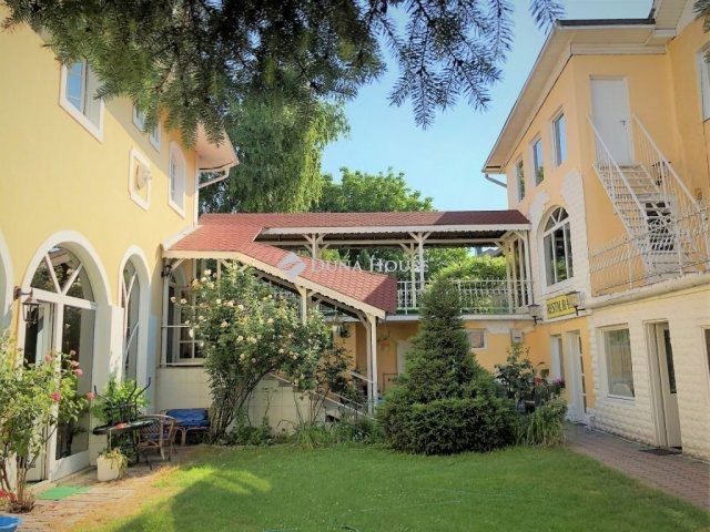 Eladó hotel, Budapesten, XVI. kerületben 519.99 M Ft, 32 szobás