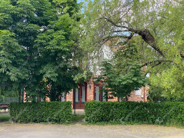 Eladó hotel, Miskolcon 950 M Ft, 14 szobás / költözzbe.hu