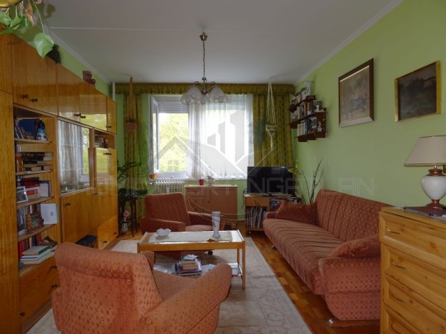 Eladó panellakás, Győrött 47.5 M Ft, 2 szobás