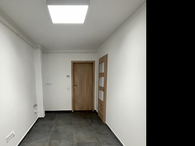 Eladó üzlethelyiség, Nyíregyházán 54.4 M Ft