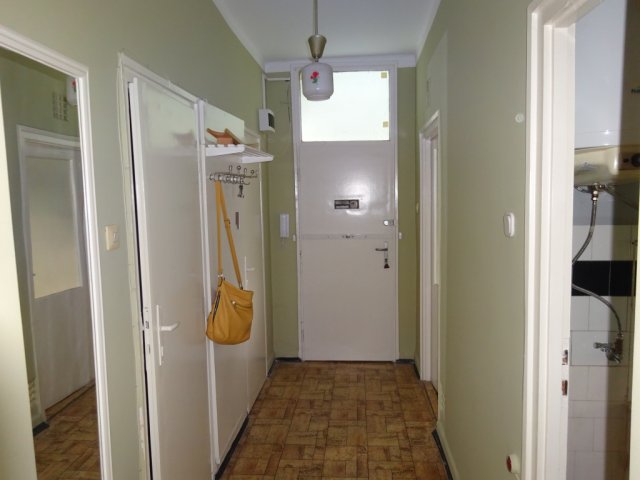 Eladó téglalakás, Székesfehérvárott 52.2 M Ft, 2 szobás