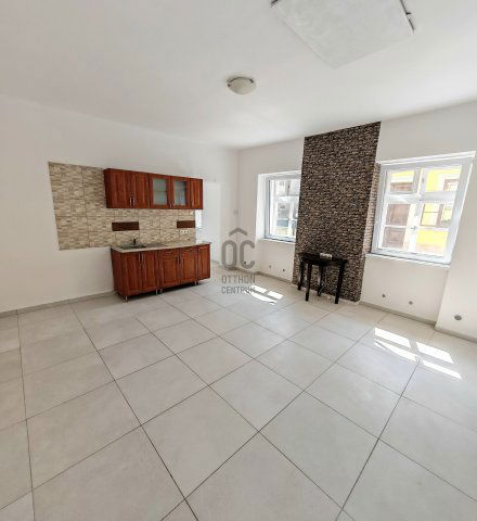 Eladó téglalakás, Kőszegen 34.5 M Ft, 2 szobás