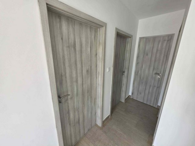 Eladó ikerház, Besnyőn 42.9 M Ft, 3 szobás