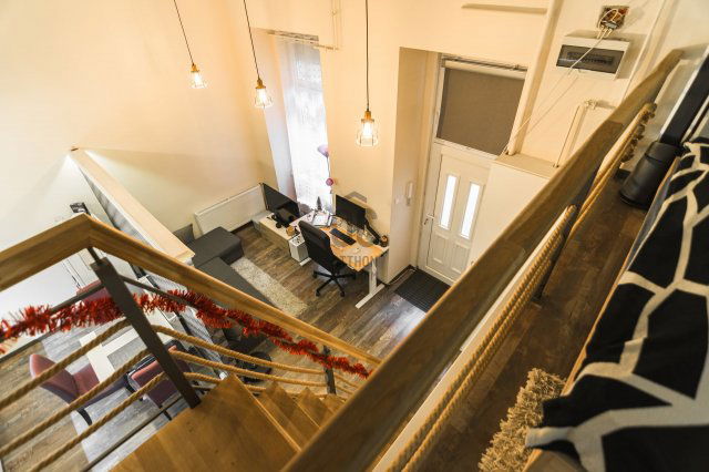 Eladó téglalakás, Budapesten, VII. kerületben, Thököly úton