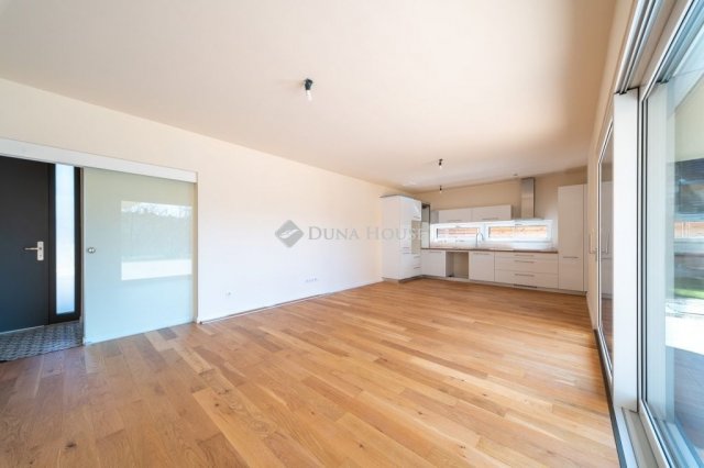 Eladó téglalakás, Budapesten, II. kerületben 240 M Ft, 3 szobás