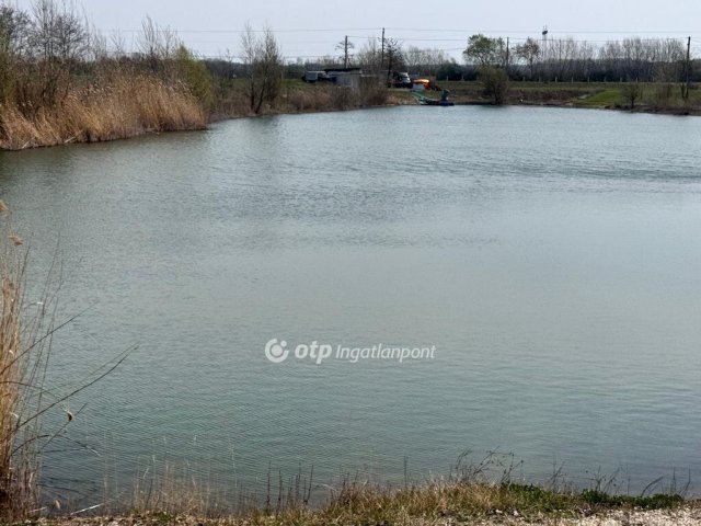 Eladó telek, Győrzámolyon 22 M Ft / költözzbe.hu