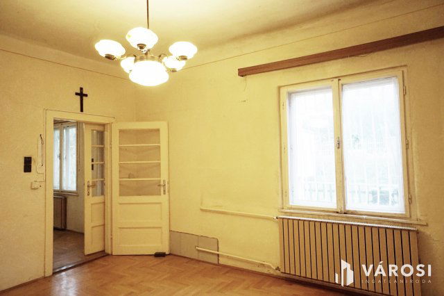 Eladó családi ház, Budapesten, XVIII. kerületben 65 M Ft