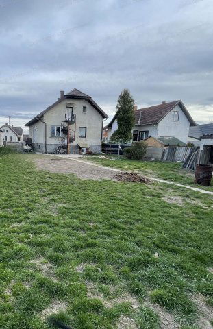 Eladó családi ház, Halászin 56.99 M Ft, 4 szobás