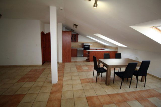 Kiadó téglalakás, albérlet, Dunakeszin 210 E Ft / hó, 2 szobás