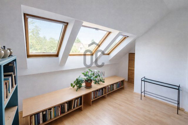 Eladó családi ház, Székesfehérvárott 109.9 M Ft, 5 szobás