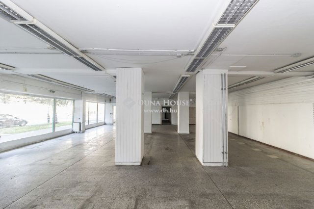 Kiadó üzlethelyiség, Szombathelyen 569 E Ft / hó