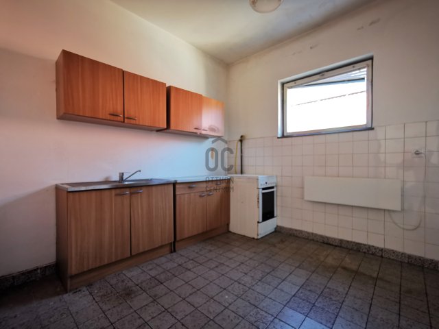 Kiadó családi ház, albérlet, Székesfehérvárott 350 E Ft / hó