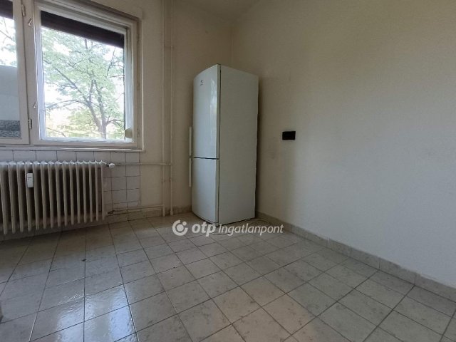 Eladó téglalakás, Budapesten, XI. kerületben 82.5 M Ft