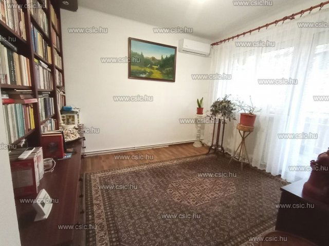 Eladó téglalakás, Budapesten, XII. kerületben 129.9 M Ft