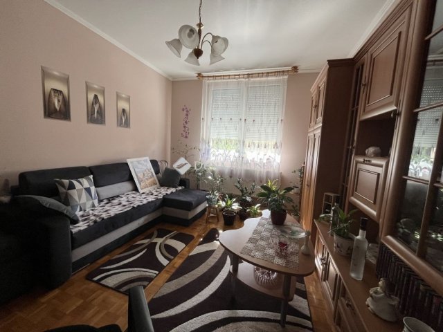 Eladó téglalakás, Zalaegerszegen 36 M Ft, 2 szobás