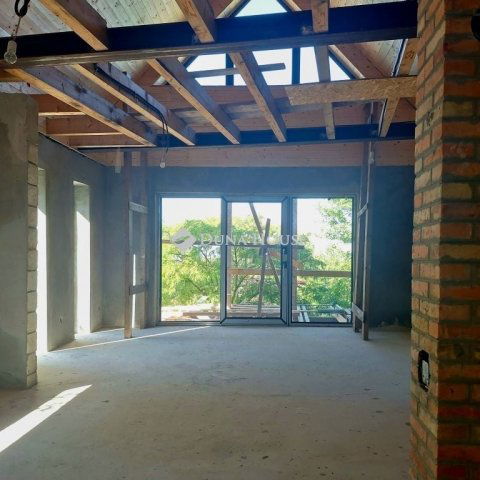 Eladó családi ház, Biatorbágyon 90 M Ft, 3 szobás