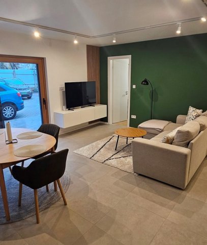 Kiadó téglalakás, albérlet, Pécsett, Hőgyes Endre utcában