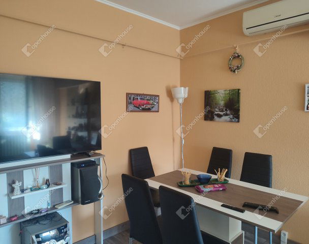 Kiadó panellakás, albérlet, Tatabányán 170 E Ft / hó, 2 szobás