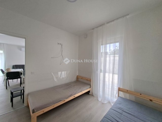 Kiadó ikerház, albérlet, Székesfehérvárott 380 E Ft / hó