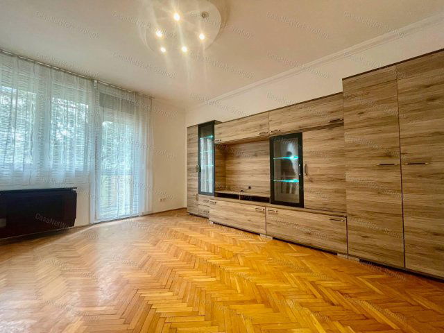 Kiadó téglalakás, albérlet, Szolnokon 100 E Ft / hó, 1 szobás