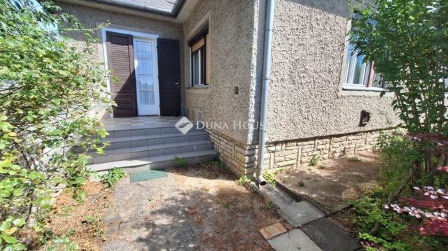 Eladó családi ház, Székesfehérvárott 84.99 M Ft, 3 szobás