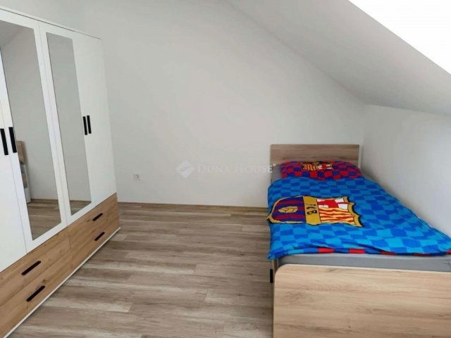 Eladó téglalakás, Kozármislenyen 72.4 M Ft, 3 szobás