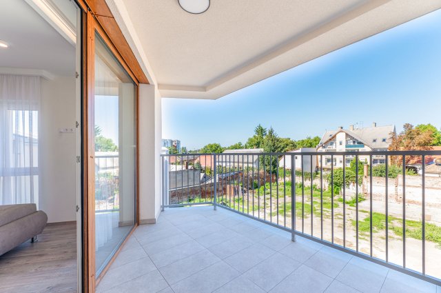 Eladó téglalakás, Debrecenben 95 M Ft, 3 szobás