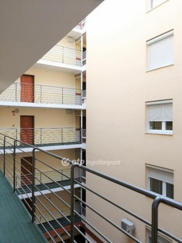 Eladó hotel, Budapesten, VIII. kerületben 2656.5 M Ft