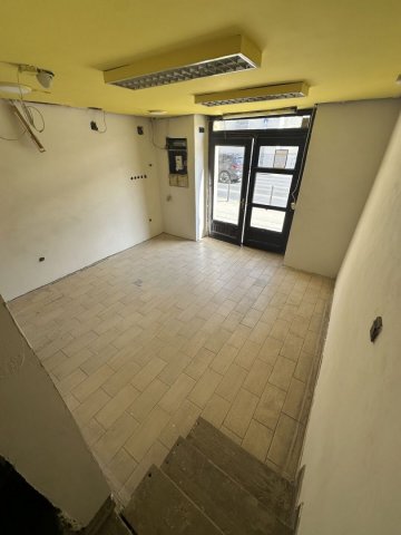 Kiadó üzlethelyiség, Debrecenben 160 E Ft / hó