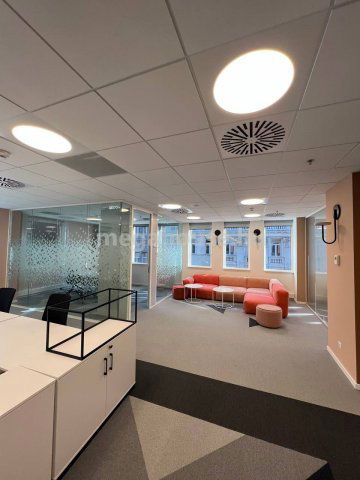 Kiadó iroda, Budapesten, V. kerületben 3580 E Ft / hó