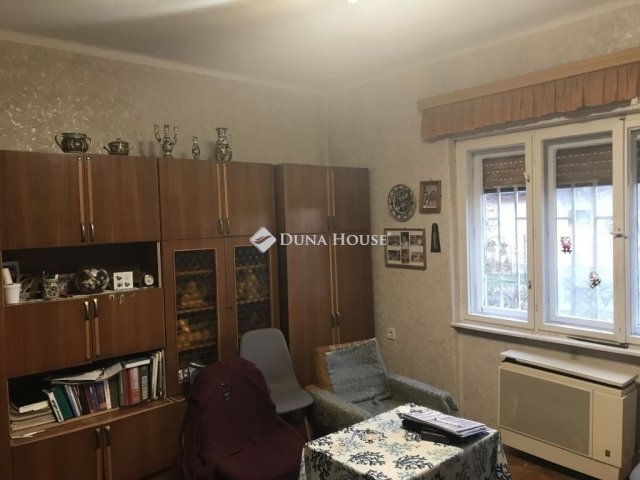 Eladó családi ház, Sárbogárdon 35.7 M Ft, 2+1 szobás