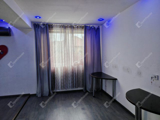 Eladó családi ház, Üllőn 22 M Ft, 1 szobás