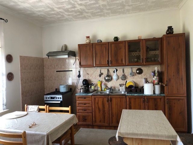 Eladó családi ház, Nemtiben 45 M Ft, 3 szobás