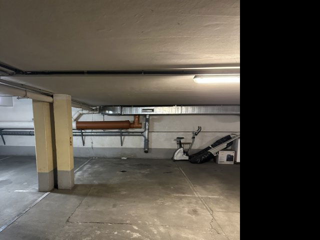 Eladó garázs, Budapesten, IX. kerületben, Balázs Béla utcában